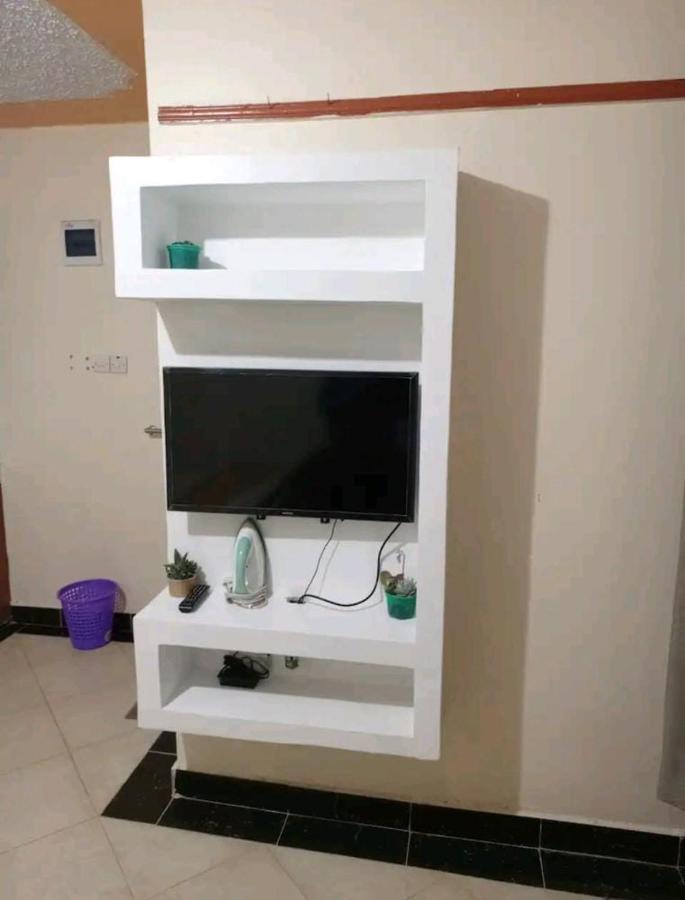 Apartment Spacious Near Highway Kinoo
