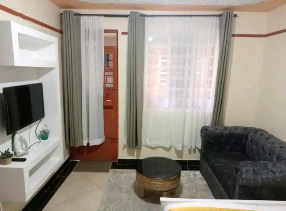 Apartment Spacious Near Highway Kinoo
