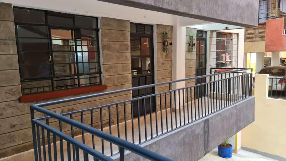 Spacious Near Highway Kinoo
